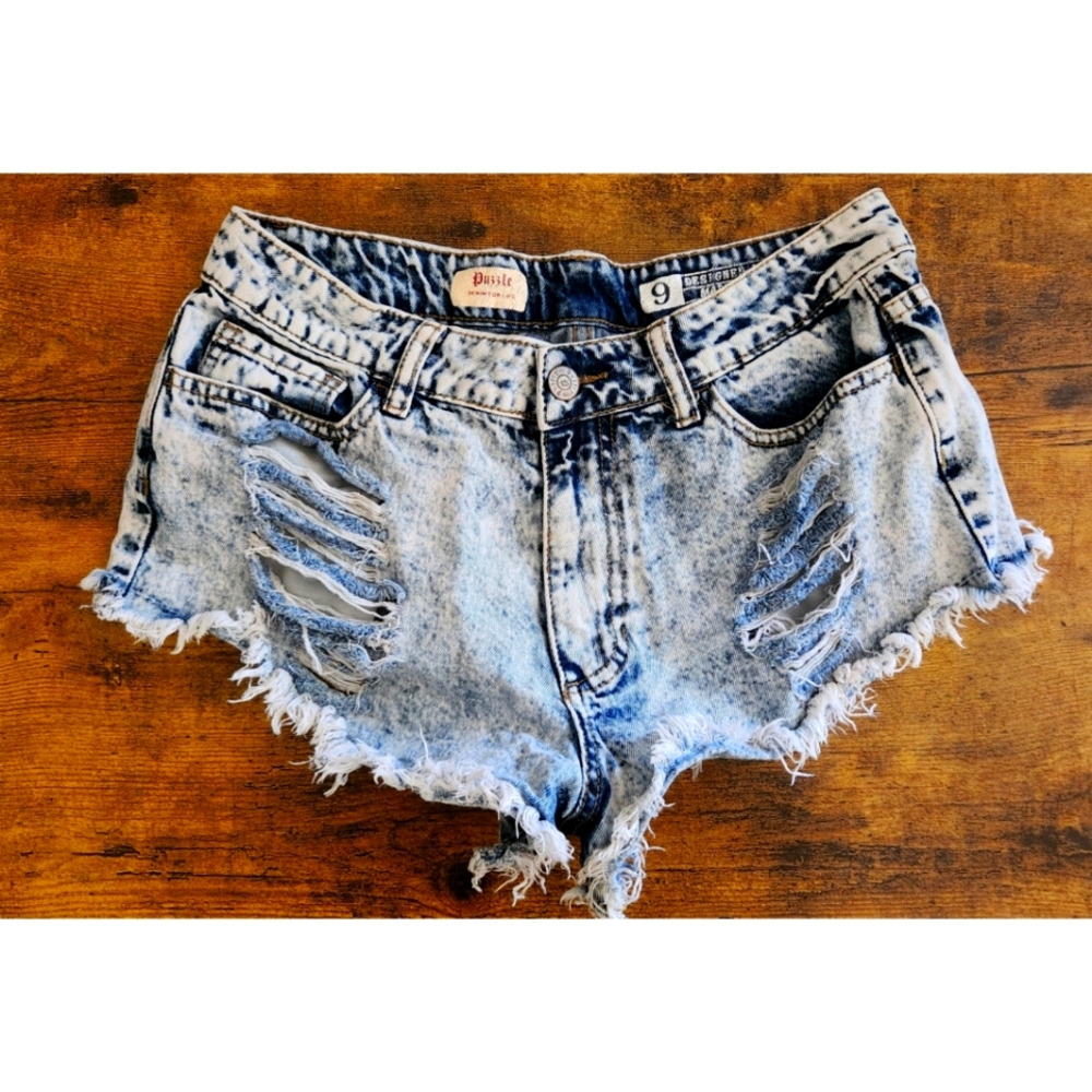 Size 9 short shorts